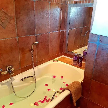 Carlos Villa Ájosz Vaszíliosz