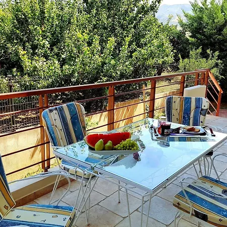 Willa Carlos Agios Vasilios (Peloponnese)